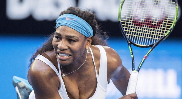 Tennis, Serena Williams pronta all'esordio agli Australian Open: «Il problema al ginocchio sinistro? Al momento mi sento bene, non è infiammato».