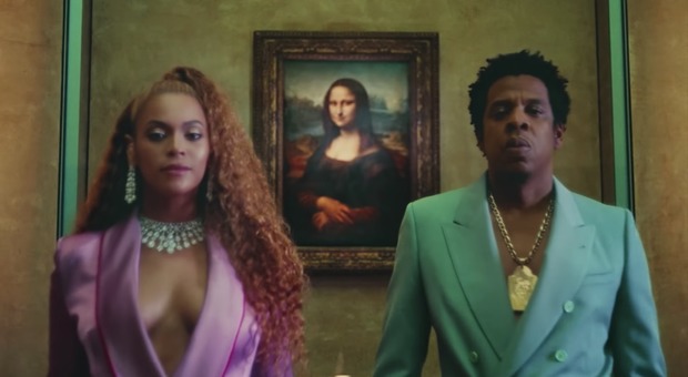 Beyoncé e Jay Z, l'ultimo video girato in segreto al Louvre