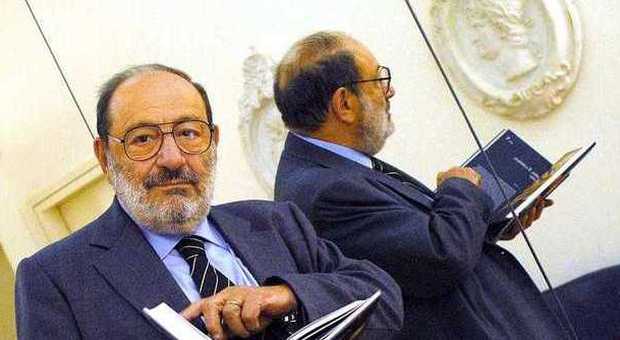 Umberto Eco a Pesaro esplora i piaceri della bibliofilia