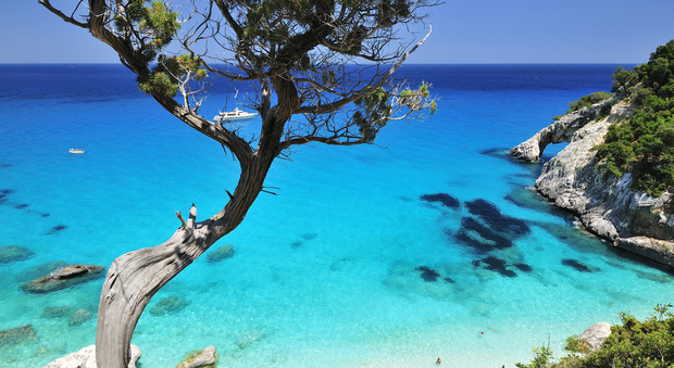 Guida blu 2016, il mare e il lago più belli d'Italia: Sardegna e Trentino in testa