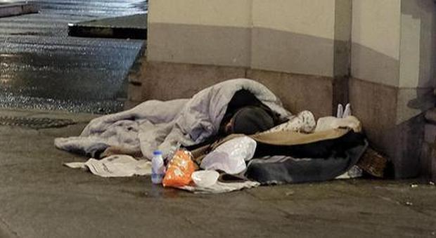 Milano, senzatetto cerca rifugio al Pronto Soccorso ma muore poco dopo