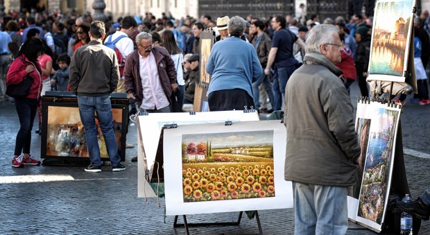 Pittori e ambulanti, stretta a piazza Navona? "Pochi dipingono veramente"