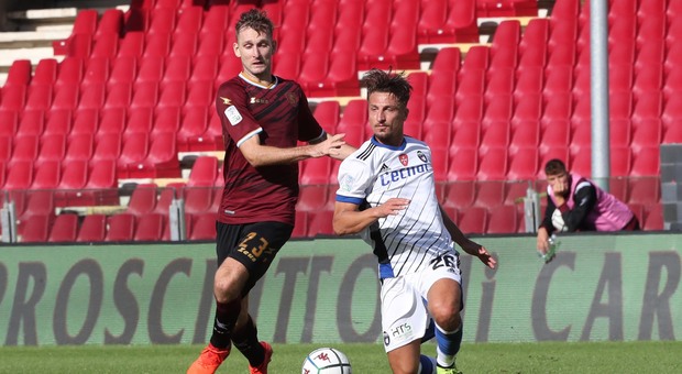 Salernitana, Top 11 Serie B: Gyomber e Bogdan coppia difensiva
