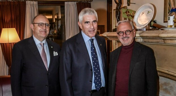 da sinistra, Cesare San Mauro, Pier Ferdinando Casini e Michele Vietti al Circolo Canottieri Aniene