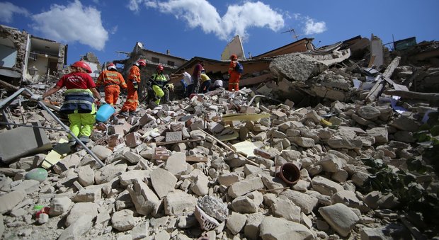 Terremoto di magnitudo 6 devasta il centro Italia