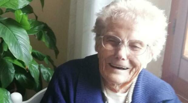 Barbara in festa per Lisetta la super nonna compie 102 anni