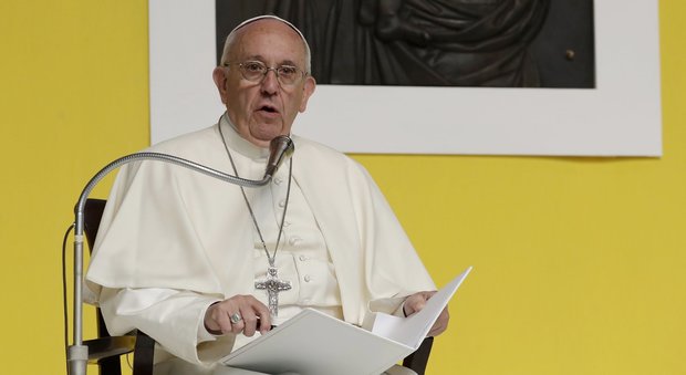 Papa Francesco a Genova: i copti uccisi in Egitto sono martiri perché non hanno voluto rinnegare la loro fede