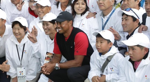 Golf, per Tiger Woods vittoria record in Giappone: 82 trionfi in carriera
