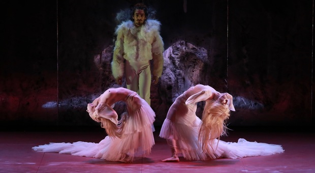 La tragédie di Carmen in scena alle Muse di Ancona (Foto di Claudio Penna / Ufficio stampa)