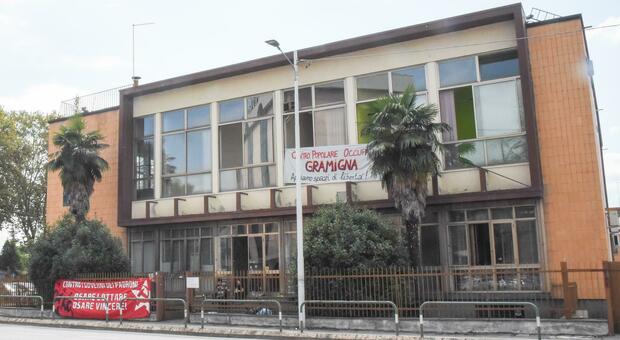Occupazione dell'ex torrefazione Vescovi: condannati 10 militanti del "Gramigna"