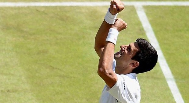 WIMBLEDON E' finale Federer-Djokovic: lo svizzero spazza via Murray in 3 set