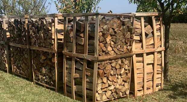 Aumenta il prezzo della legna