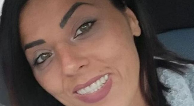 Samantha Migliore morta dopo ritocco al seno, l'esito choc dell'autopsia: «Nel sangue un quantitativo abnorme di silicone»