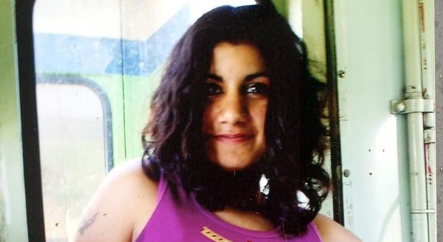 Hina Saleem, la ragazza pachistana uccisa dal padre e dallo zio e poi sepolta nel giardino di casa, a Sarezzo (Brescia).