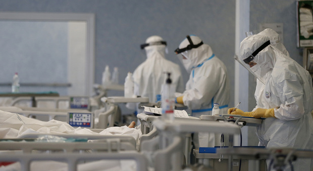 No vax negli ospedali in Umbria: sette infermieri e Oss sospesi dall'Asl perché non vaccinati