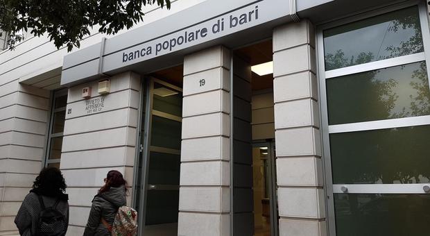 Popolare Bari, commissari già insediati, pronto decreto da 1 miliardo per Invitalia La Procura apre due inchieste