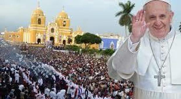 Papa Francesco in Perù denuncia l'alto tasso di femminicidi