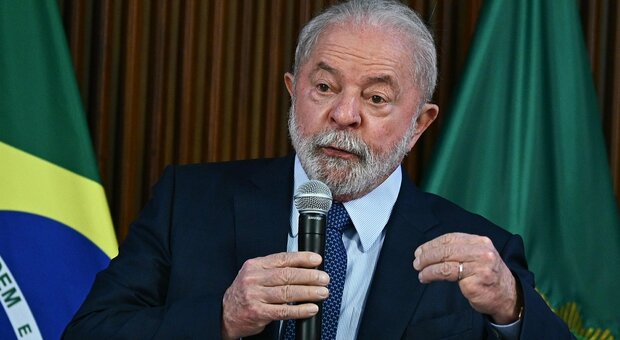 Lula decide stop alle munizioni per i carri armati per non provocare Mosca