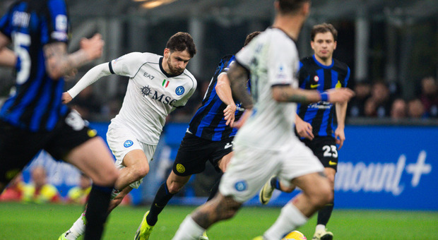 Kvaratskhelia in azione nella partita contro l'Inter al Meazza (Foto Ssc Napoli)