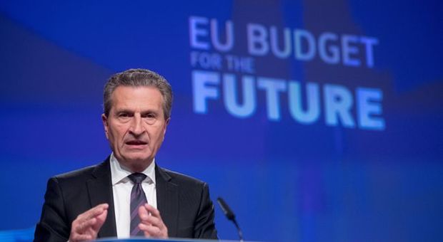 Oettinger, "Italia non paga a Bruxelles 20 miliardi"