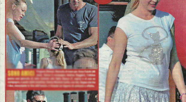 immagine Anna Falchi con l'ex Denny Montesi e la figlia Alyssa a Fregene (Vero)