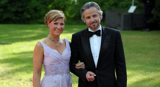 Ari Behn, morto suicida l'ex marito della principessa di Norvegia: accusò Kevin Spacey di molestie