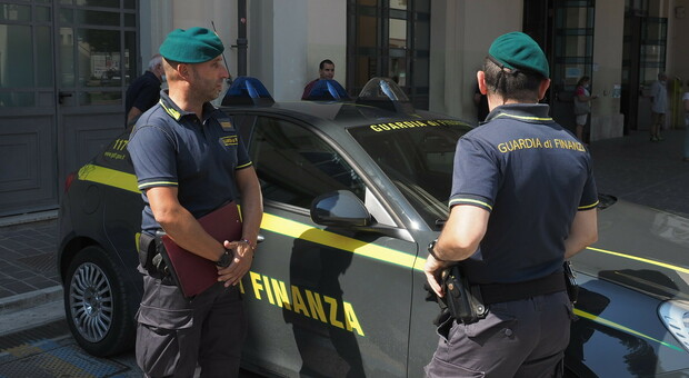 Inchiesta sugli autosaloni, indagato anche un commercialista di Città di Castello: scatta sequestto da oltre un milione