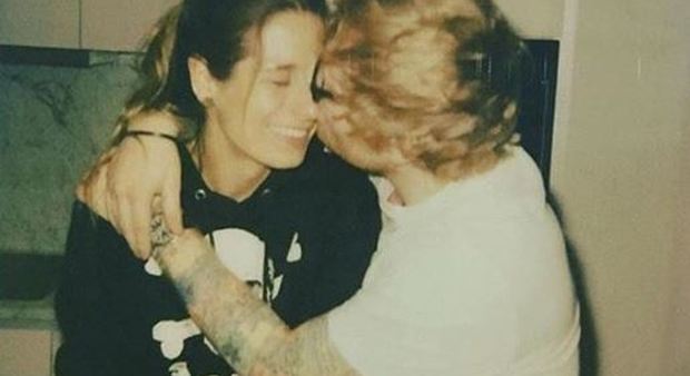 Ed Sheeran si sposa, il messaggio su Instagram: «Io e Cherry siamo felici e innamorati»