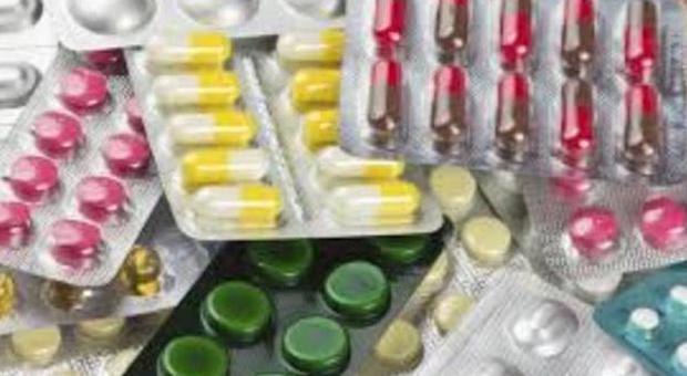 Antibiotici, in Italia il record dell'eccesso: ecco le regole per l'uso corretto