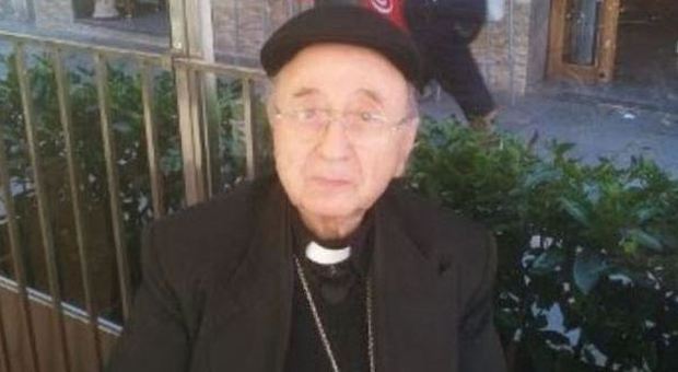 Unioni civili, l'arcivescovo Casale: «Giusto legittimare i legami di chi si ama»