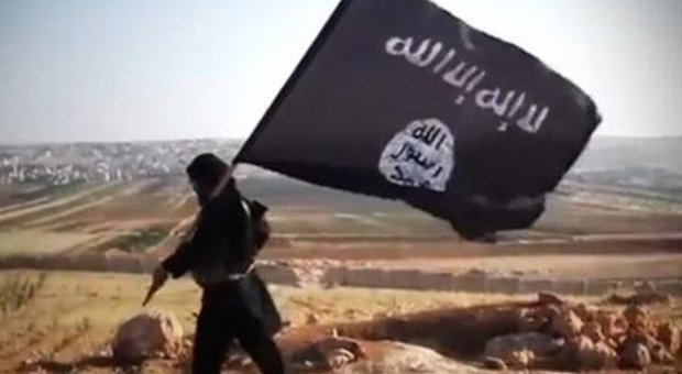Siria, l'Isis rilascia 25 ostaggi cristiani dopo 10 mesi