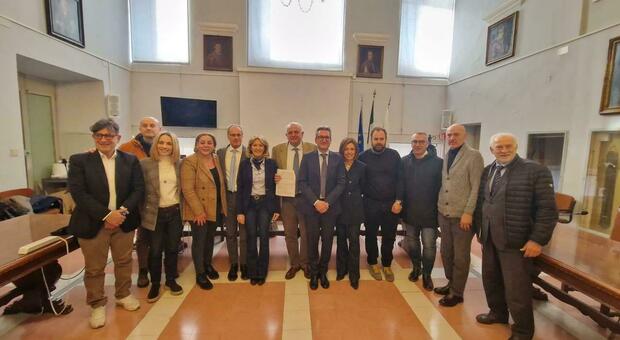 Urbino, primo giorno da capoluogo, Gambini ringrazia governo nazionale e regionale: «Ospedale e tribunale in sicurezza»