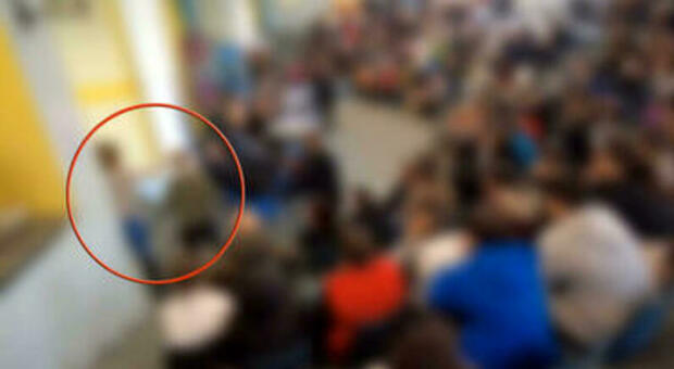 Bambino autistico allontanato durante un evento a scuola