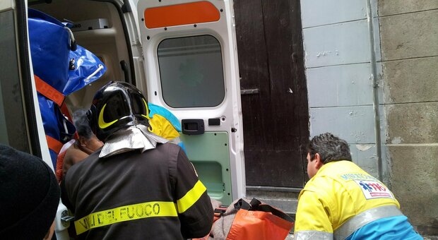 L'intervento dell'ambulanza a Montecorvino