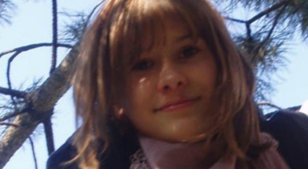 LAURA, 13 ANNI, TROVATA MORTA IN UN BURRONE. "INCIDENTE IN GITA"