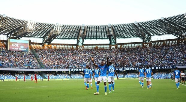 Napoli-Juve Stabia, la grande festa: l'abbraccio dei 40 mila cuori azzurri