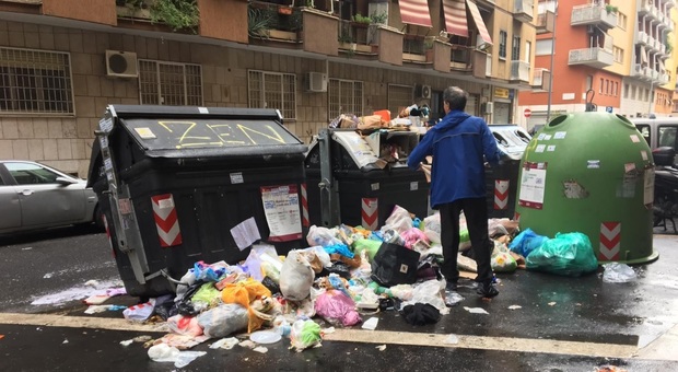 Ama, è il giorno nero della raccolta dei rifiuti: iniziato lo sciopero, adesioni fino al cento per cento