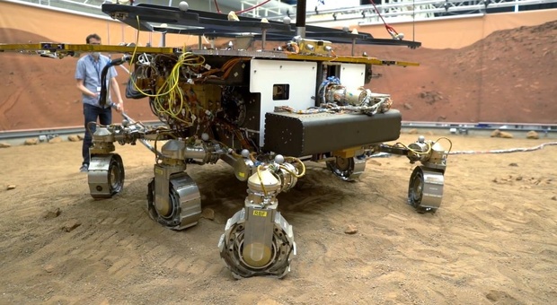 ExoMars 2022, ecco il rover da 1 miliardo progettato in Italia che cercherà la vita su Marte. La video-simulazione dell'atterraggio