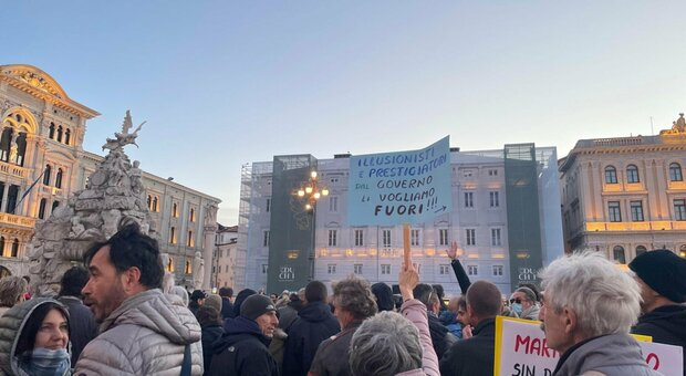 immagine Trieste, non vaccinati i No Green pass tutti contagiati