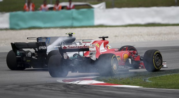 Formula 1, a Sky i diritti tv per i prossimi tre anni