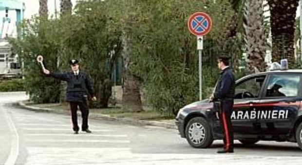 San Benedetto, Riviera blindata dai carabinieri, ritirate decine di patenti