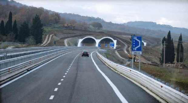 Orte-Civitavecchia, Ance insiste sul tracciato verde: «Lo stop costerà 80 milioni»