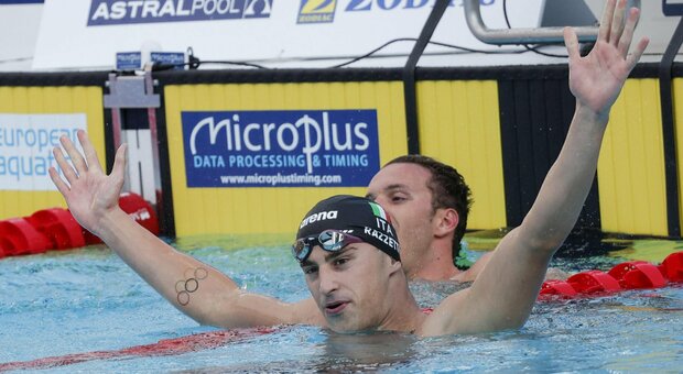 Europei nuoto, doppietta azzurra nei 400 misti: Alberto Razzetti conquista l'oro, bronzo a Matteazzi