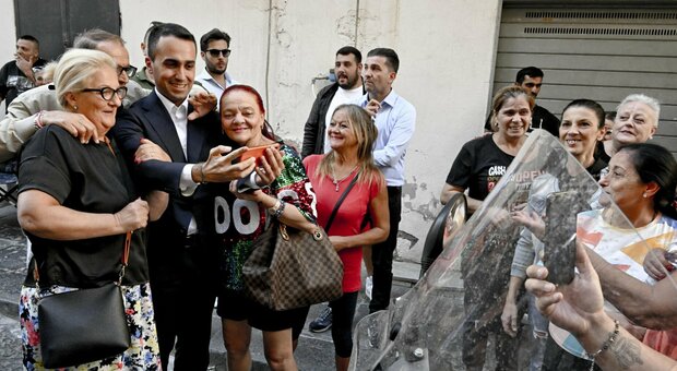Napoli, Di Maio: «Impegno civico sarà la rivelazione di queste elezioni»
