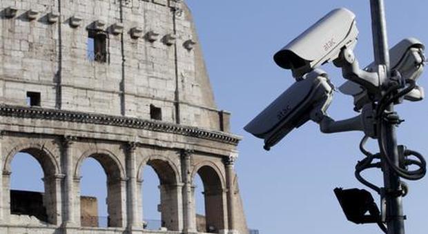 Roma, scatta il piano sicurezza: 5 mila telecamere contro i reati