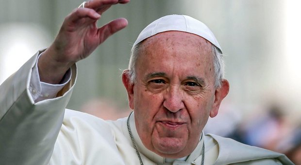 Il Papa apre ai sacramenti ai risposati: superare le esclusioni. Il sesso? Non è male ma dono di Dio