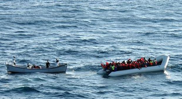Migranti, anche Save the Children e Sea Eye sospendono i salvataggi