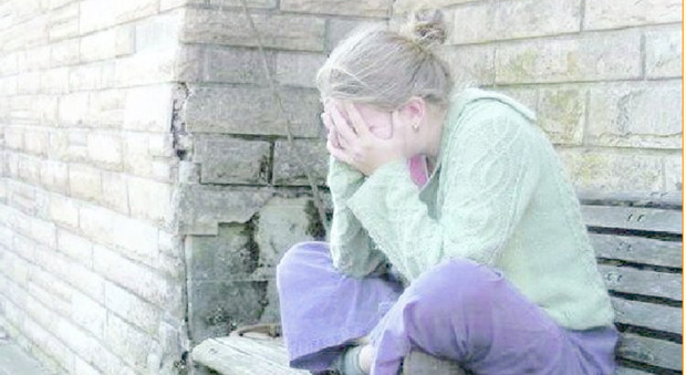 Ragazzina di 14 anni trovata morta in casa, la polizia: «Si tratta di suicidio»