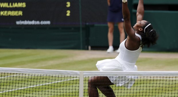 Wimbledon, Serena Williams ancora regina: è' il suo 22° slam, come la Graf