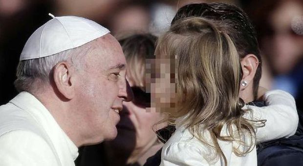 Lotta ai pedofili: Papa Francesco istituisce commissione anti abusi